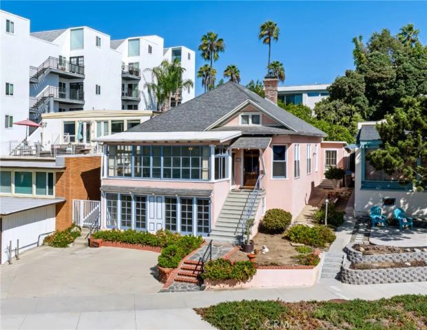 624 Esplanade, Redondo Beach, CA 90277