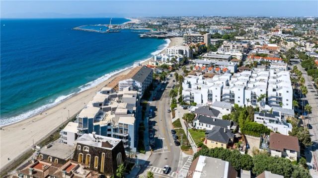 624 Esplanade, Redondo Beach, CA 90277