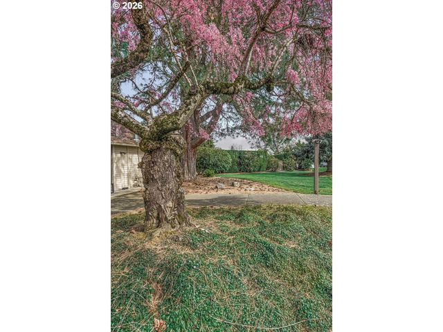 5016 Sw NORMANDY Pl, Beaverton, OR 97005