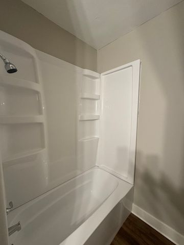 539 15th Avenue, East Moline, IL 61244