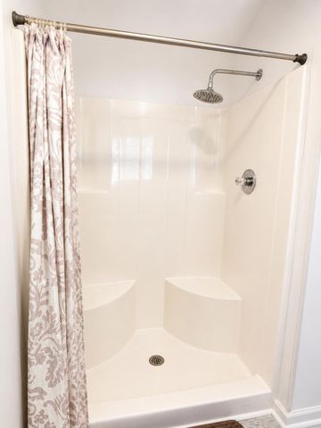 1176 Lesesne Drive, Manning, SC 29102