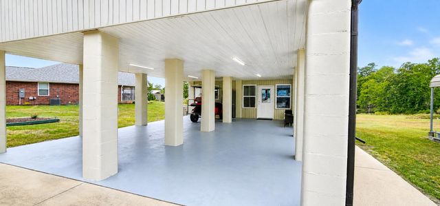1176 Lesesne Drive, Manning, SC 29102