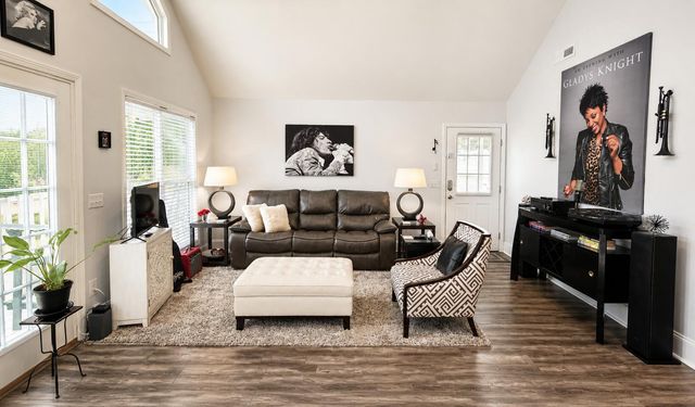 1176 Lesesne Drive, Manning, SC 29102