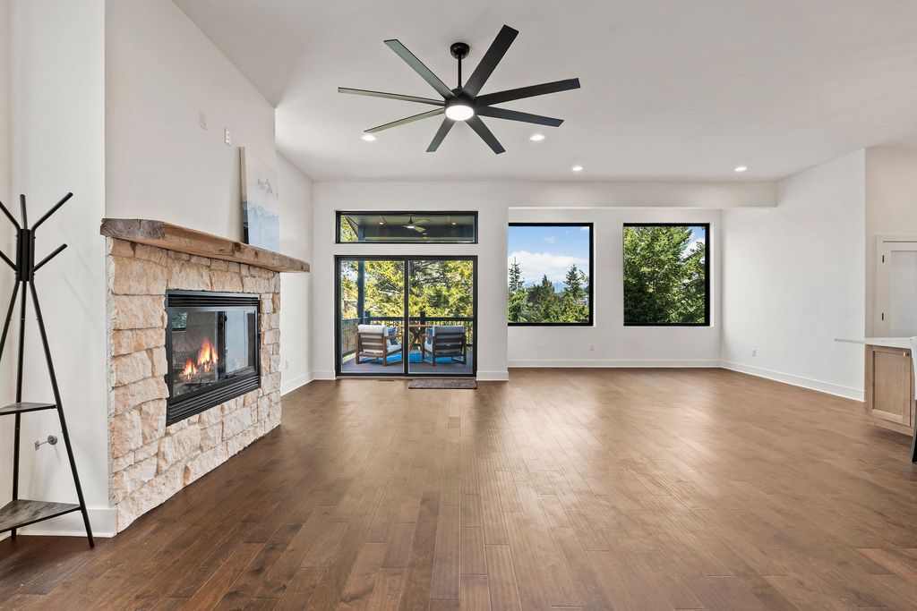 215 Whisper Ridge Drive, Bigfork, MT 59911 photo 10