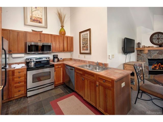 20 Hunki Dori Ct 2312, Dillon, CO 80435