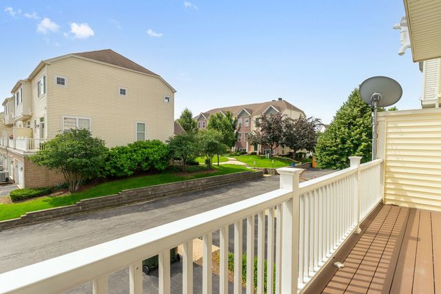 1682 Dogwood Lane, Hanover Park, IL 60133