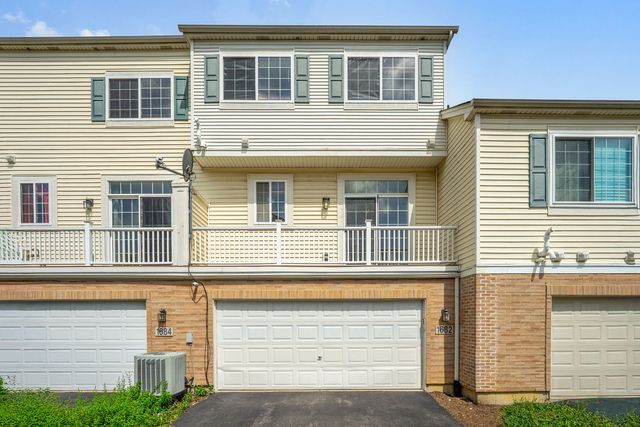 1682 Dogwood Lane, Hanover Park, IL 60133