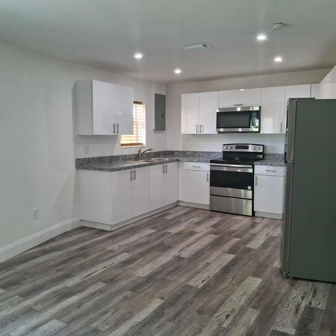 1097 Wilkinson Road B, Lake Worth, FL 33462