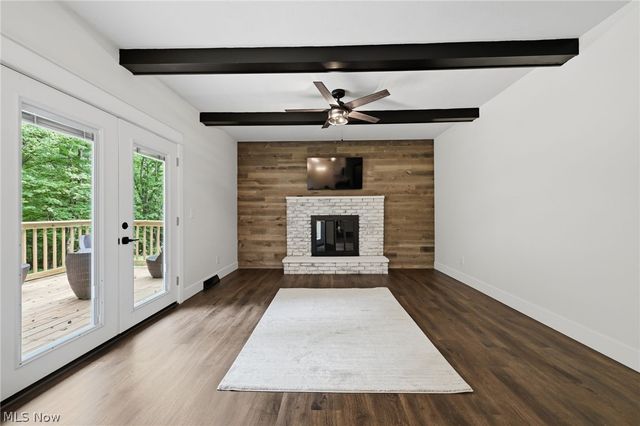 3133 Fair Oaks Drive, Norton, OH 44203