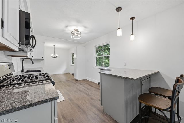 3133 Fair Oaks Drive, Norton, OH 44203