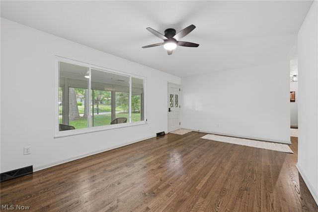 3133 Fair Oaks Drive, Norton, OH 44203