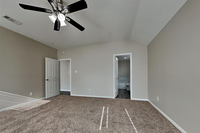 16883 Bob White, Conroe, TX 77385