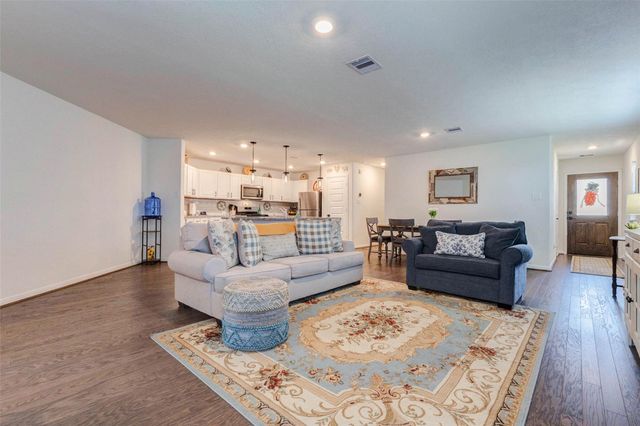 21215 Gulf Front Drive, Cypress, TX 77433