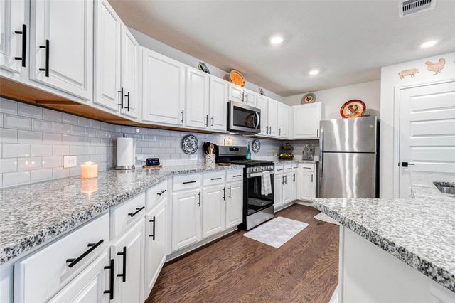 21215 Gulf Front Drive, Cypress, TX 77433