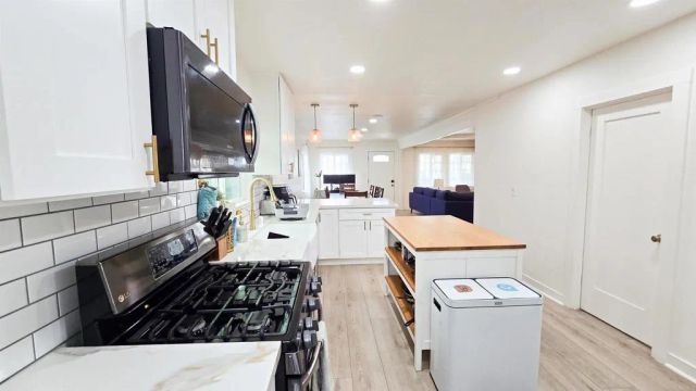 4383 Van Dyke Avenue, San Diego, CA 92105