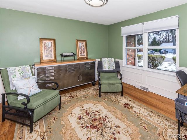 33 Hemlock Drive, Belleville, IL 62221