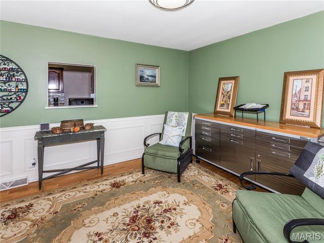 33 Hemlock Drive, Belleville, IL 62221