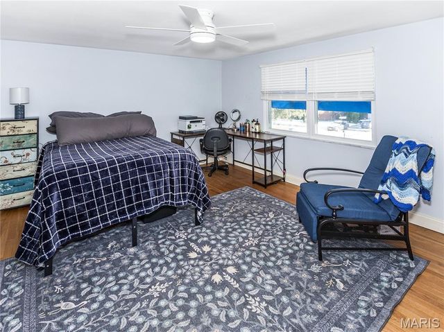 33 Hemlock Drive, Belleville, IL 62221