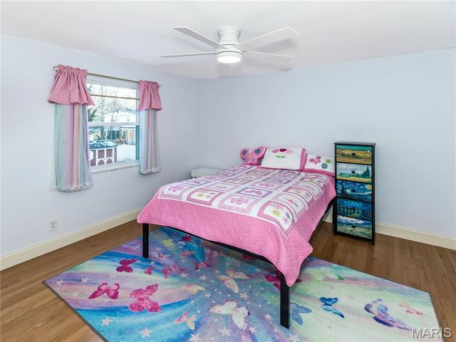 33 Hemlock Drive, Belleville, IL 62221