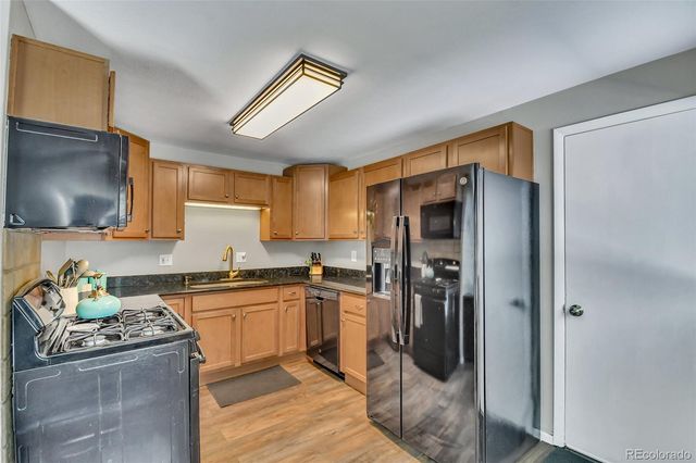 11311 W 71st Place, Arvada, CO 80004