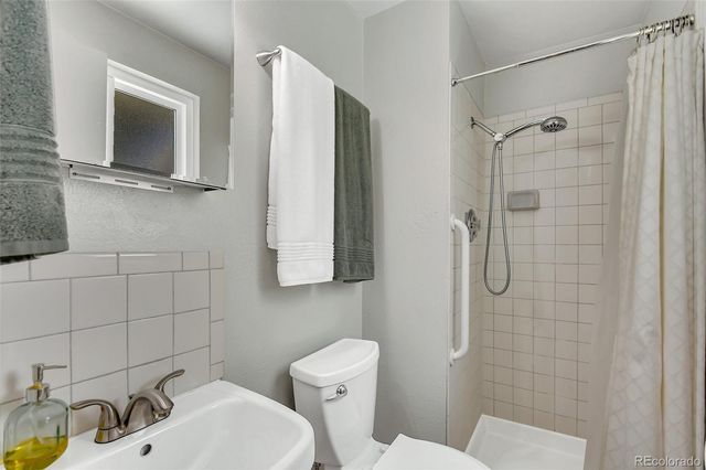 11311 W 71st Place, Arvada, CO 80004
