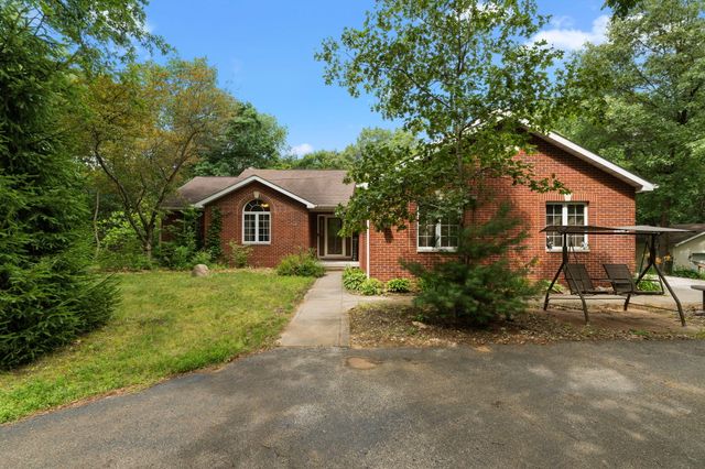 10856 N Makeever Drive E, Demotte, IN 46310