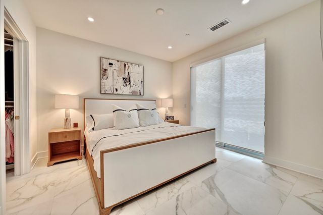 700 Ovation Way, 314, Newport, KY 41071