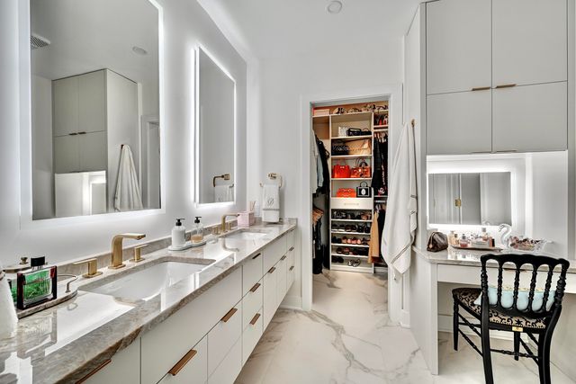 700 Ovation Way, 314, Newport, KY 41071