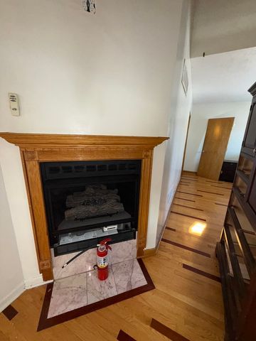 5724 W LAKE Street, Chicago, IL 60644