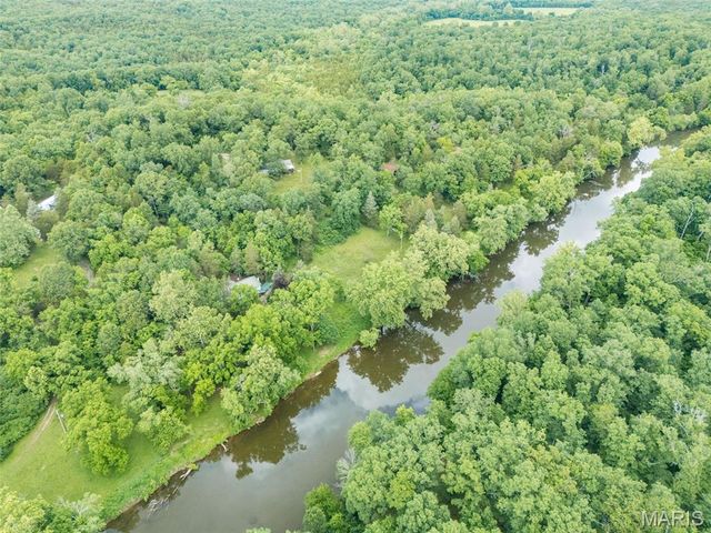 554 Point Road, Farmington, MO 63640