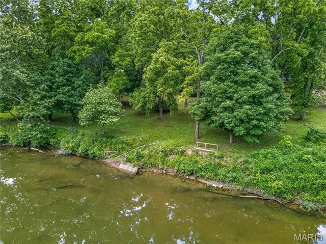 554 Point Road, Farmington, MO 63640