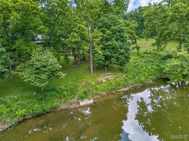 554 Point Road, Farmington, MO 63640
