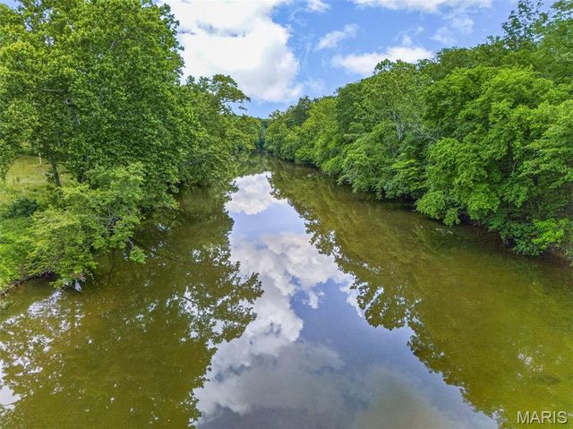 554 Point Road, Farmington, MO 63640