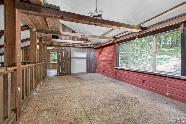 554 Point Road, Farmington, MO 63640