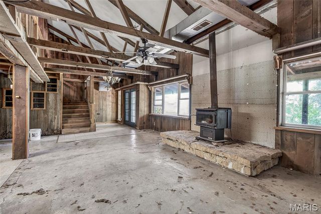 554 Point Road, Farmington, MO 63640