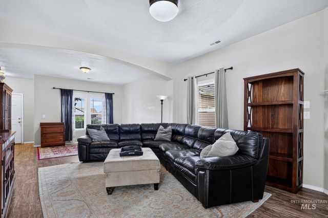 19044 Kenney Way, Caldwell, ID 83605