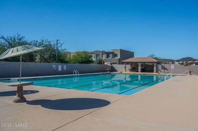 9051 N Shadow Rock Drive, Tucson, AZ 85743