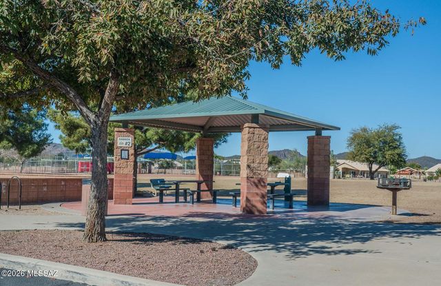 9051 N Shadow Rock Drive, Tucson, AZ 85743