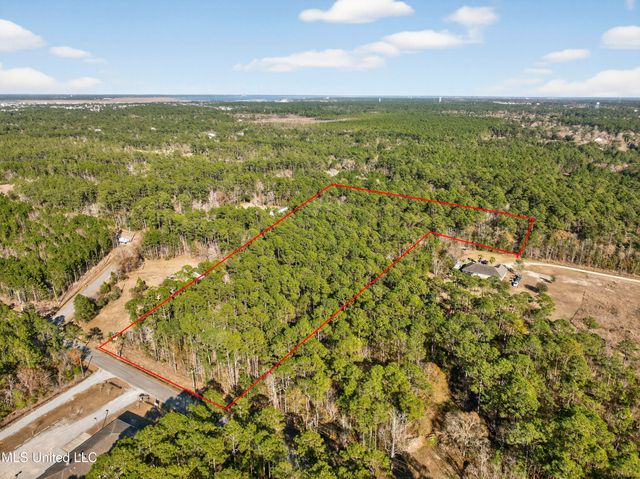 Nhn Harbor Dr, Bay Saint Louis, MS 39520