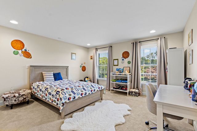 7 Cherokee Rd, Canton, MA 02021