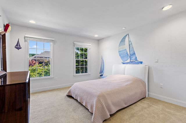 7 Cherokee Rd, Canton, MA 02021