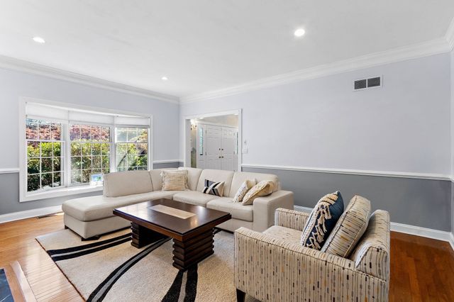 7 Cherokee Rd, Canton, MA 02021