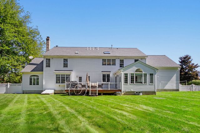 7 Cherokee Rd, Canton, MA 02021