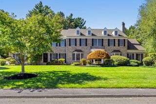 7 Cherokee Rd, Canton, MA 02021