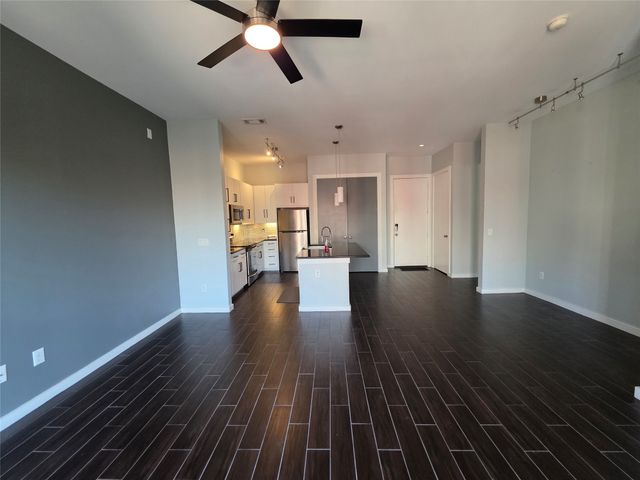 2950 Mckinney Avenue 320, Dallas, TX 75204