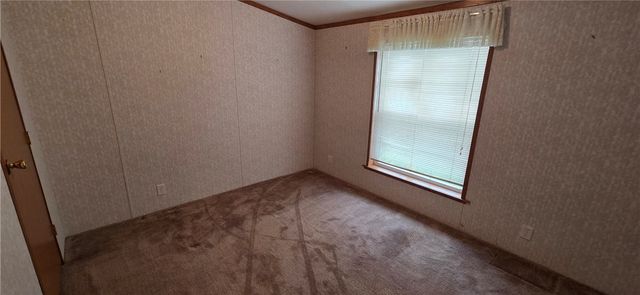 369 Smithfield Highhouse Rd, Georges Twp, PA 15478
