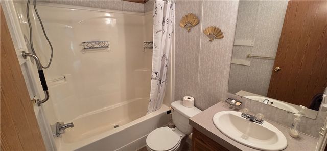 369 Smithfield Highhouse Rd, Georges Twp, PA 15478