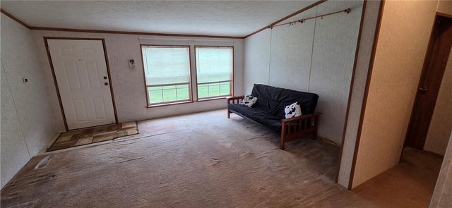369 Smithfield Highhouse Rd, Georges Twp, PA 15478