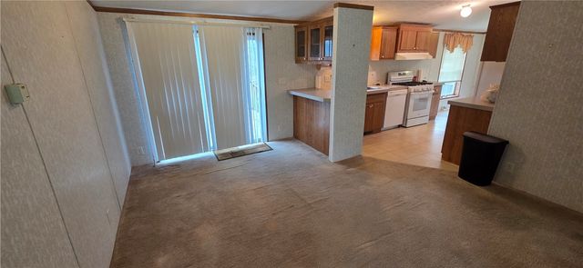 369 Smithfield Highhouse Rd, Georges Twp, PA 15478