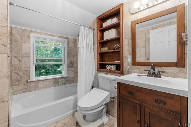 4703 Makyes Road, Onondaga, NY 13215